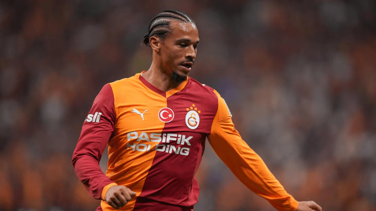 范德法特:萨内的发展太可惜了,他葬送了自己的职业生涯