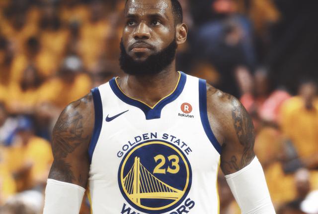 球探体育-Woj:追梦鼓动拉科布报价詹姆斯 交易最后时刻被拒