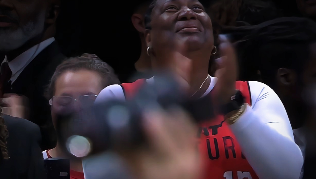 永远不要拒绝妈妈的电话，从拖车屋小孩到83分的NBA历史先生！